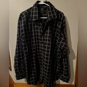 Haggar Q XL Plaid Button Down Long Sleeve Preowned:great condition